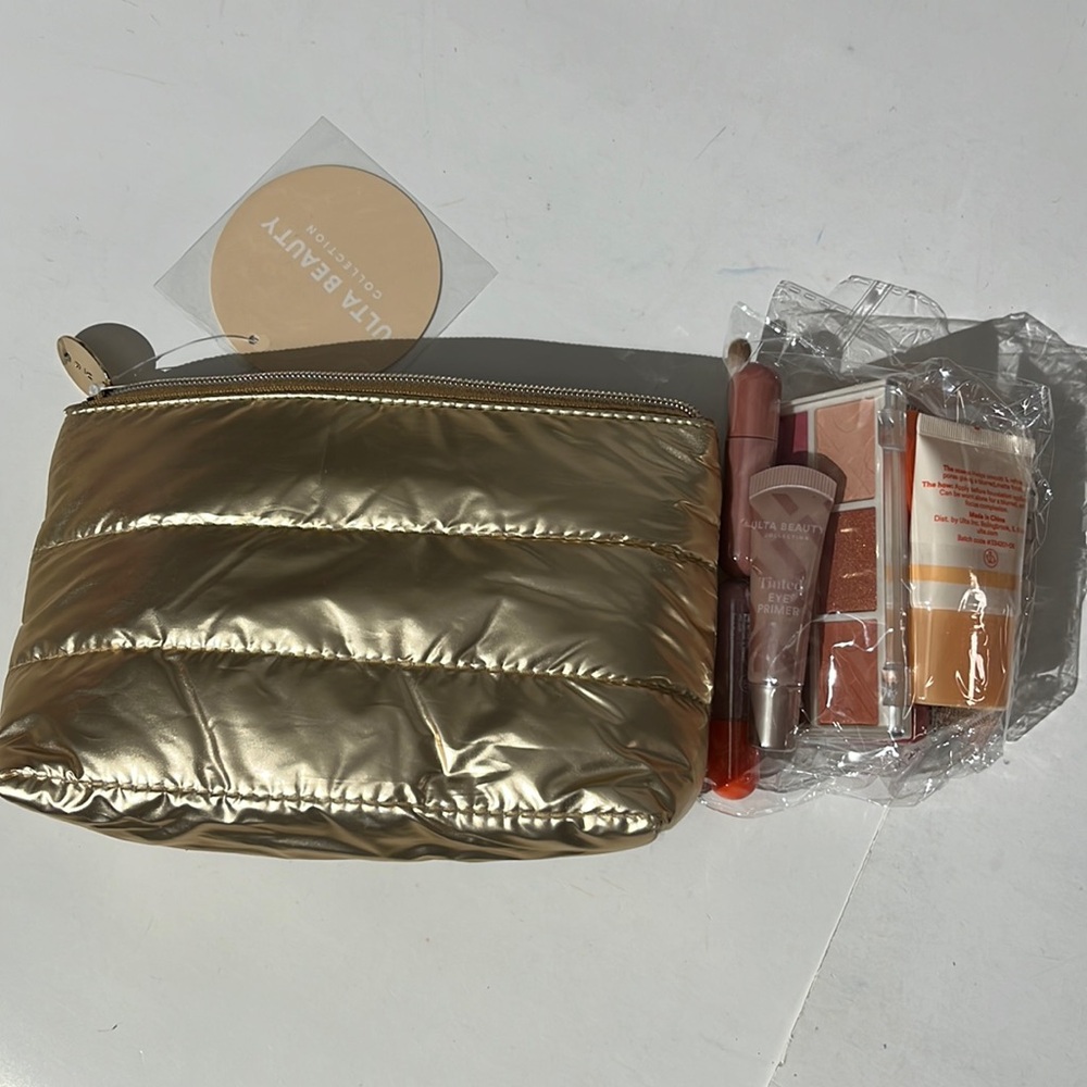 Ulta Beauty Collection Fall GWP 2024 gold puff cosmetic eye shadow primer blush